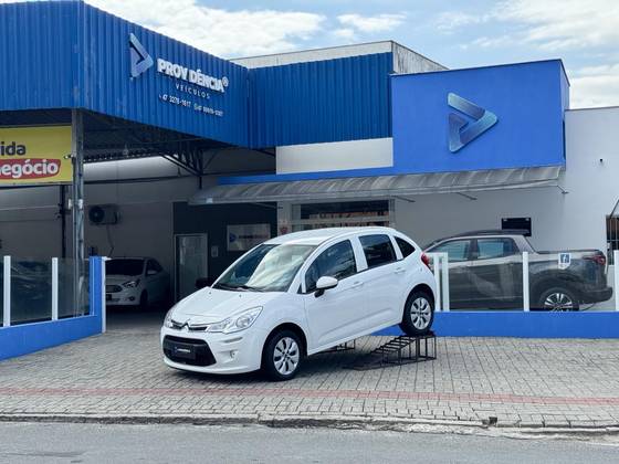 CITROËN C3 1.6 VTI 120 FLEX ATTRACTION EAT6 CITROËN C3 1.6 VTI 120 FLEX ATTRACTION EAT6